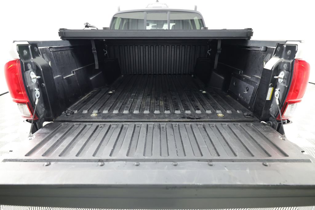 Used 2023 Toyota Tacoma SR AWD/4WD image 8