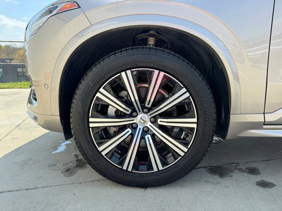 Certified 2024 Volvo XC90 B6 Plus w/ Protection Package AWD/4WD image 27