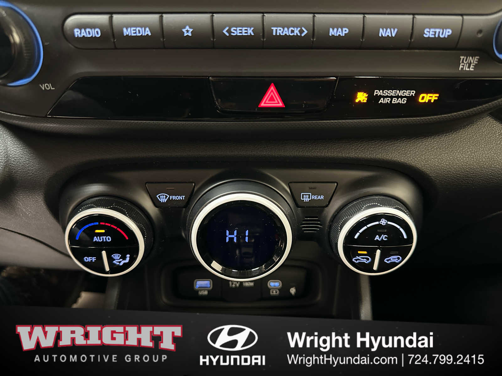 Certified 2023 Hyundai Venue Limited image 28