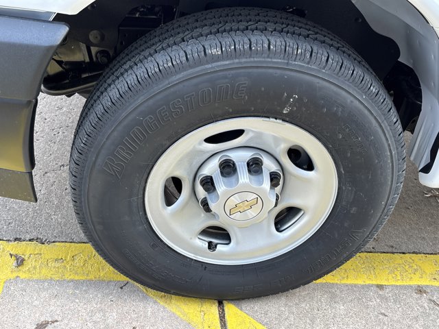 New 2025 Chevrolet Express 2500 image 14