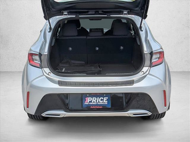 Used 2021 Toyota Corolla SE w/ SE Preferred Package FWD image 7