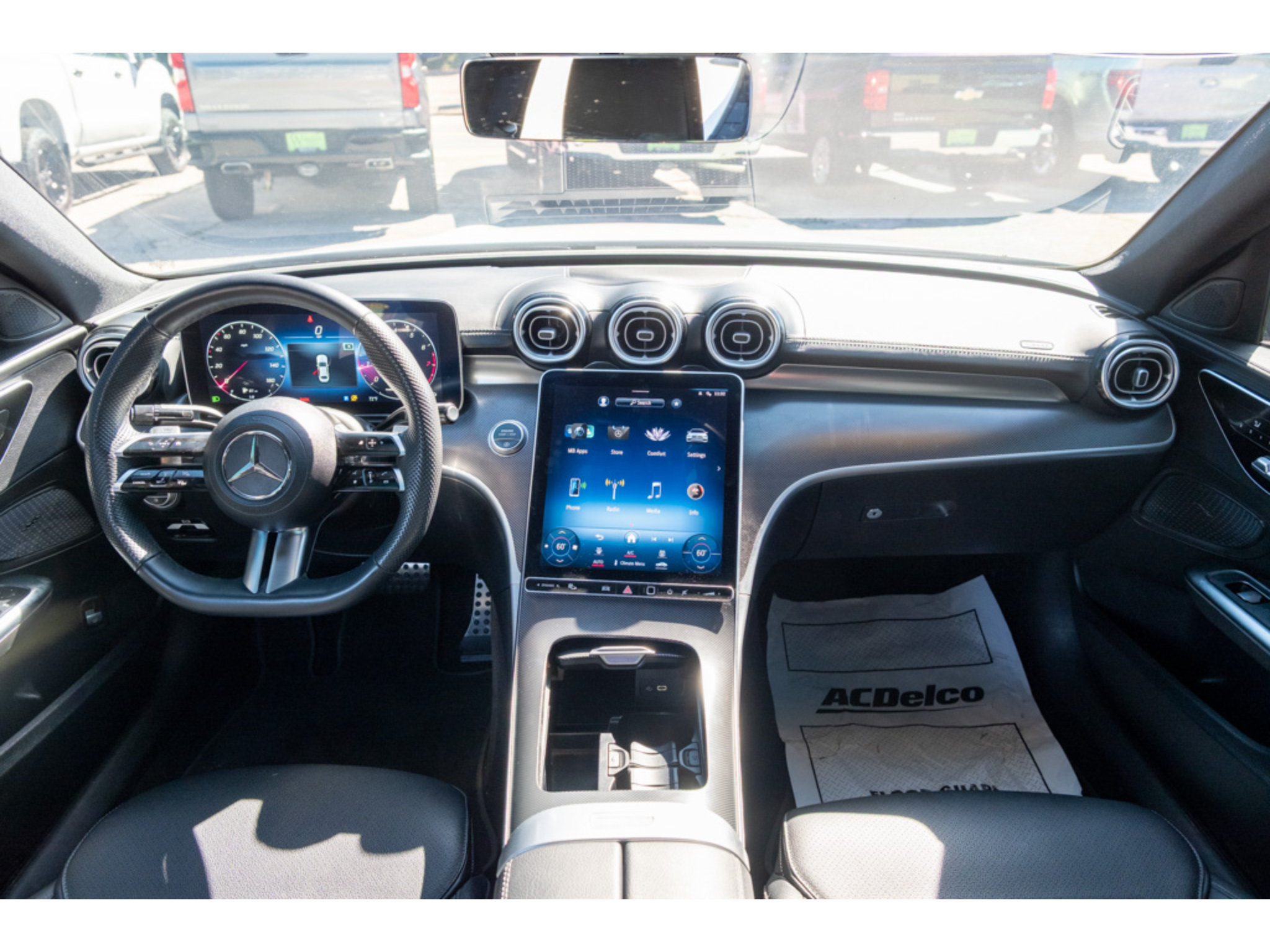 Used 2023 Mercedes-Benz C 300 Sedan image 30