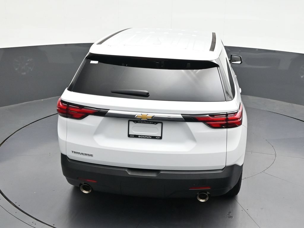 Used 2023 Chevrolet Traverse LS FWD image 23