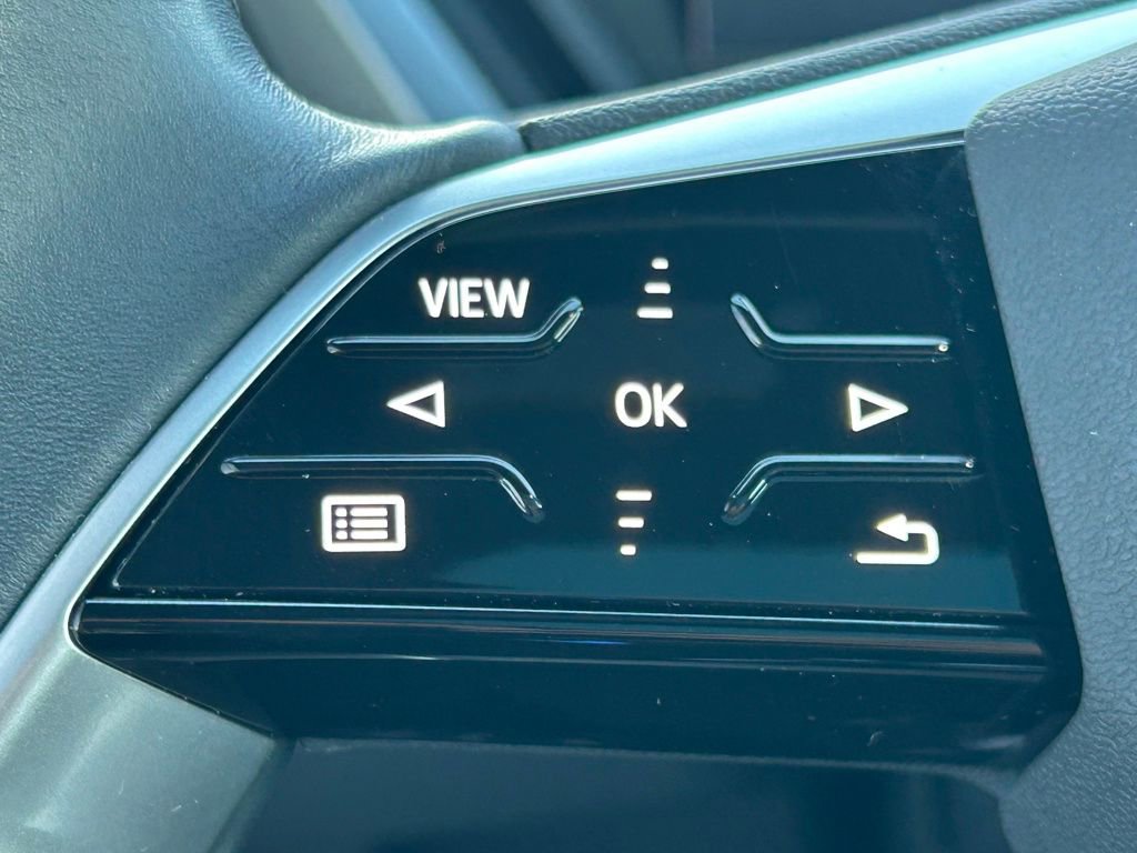 Used 2023 Audi Q4 e-tron Premium Plus w/ Premium Plus image 16