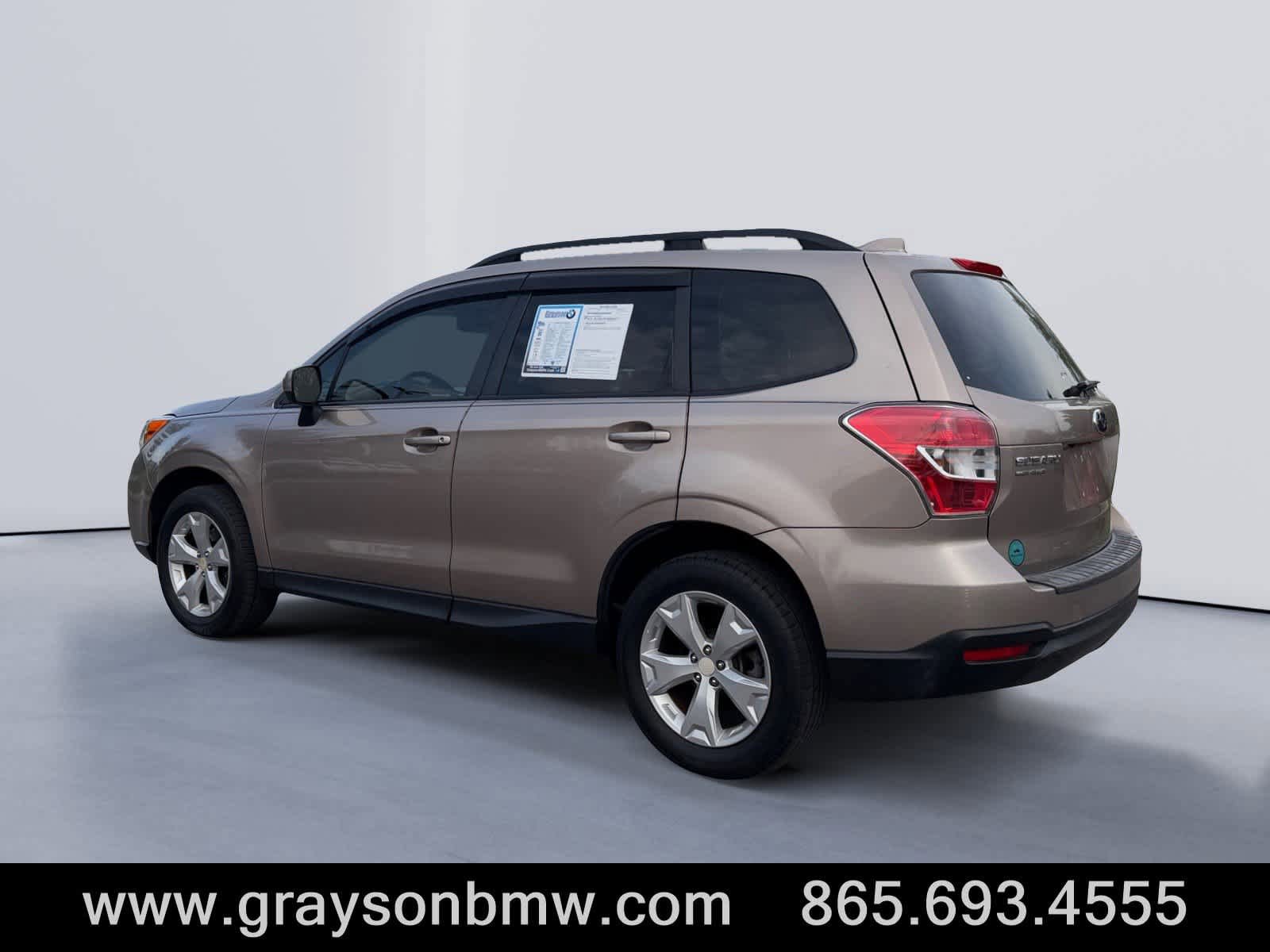 Used 2016 Subaru Forester 2.5i Premium AWD/4WD image 5