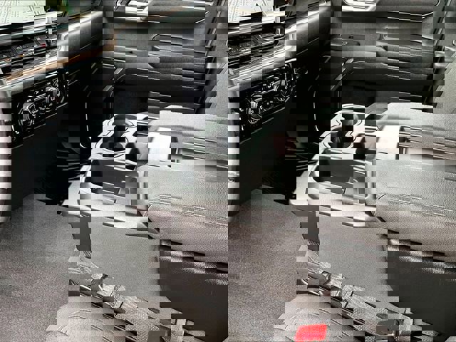 Used 2025 Chevrolet Silverado 1500 LT image 20