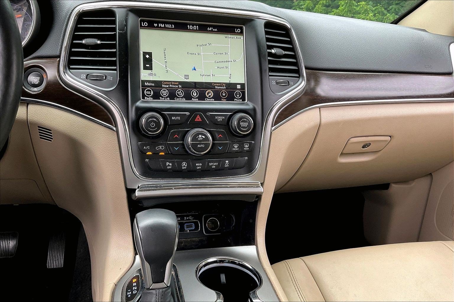 Used 2018 Jeep Grand Cherokee Limited AWD/4WD image 21
