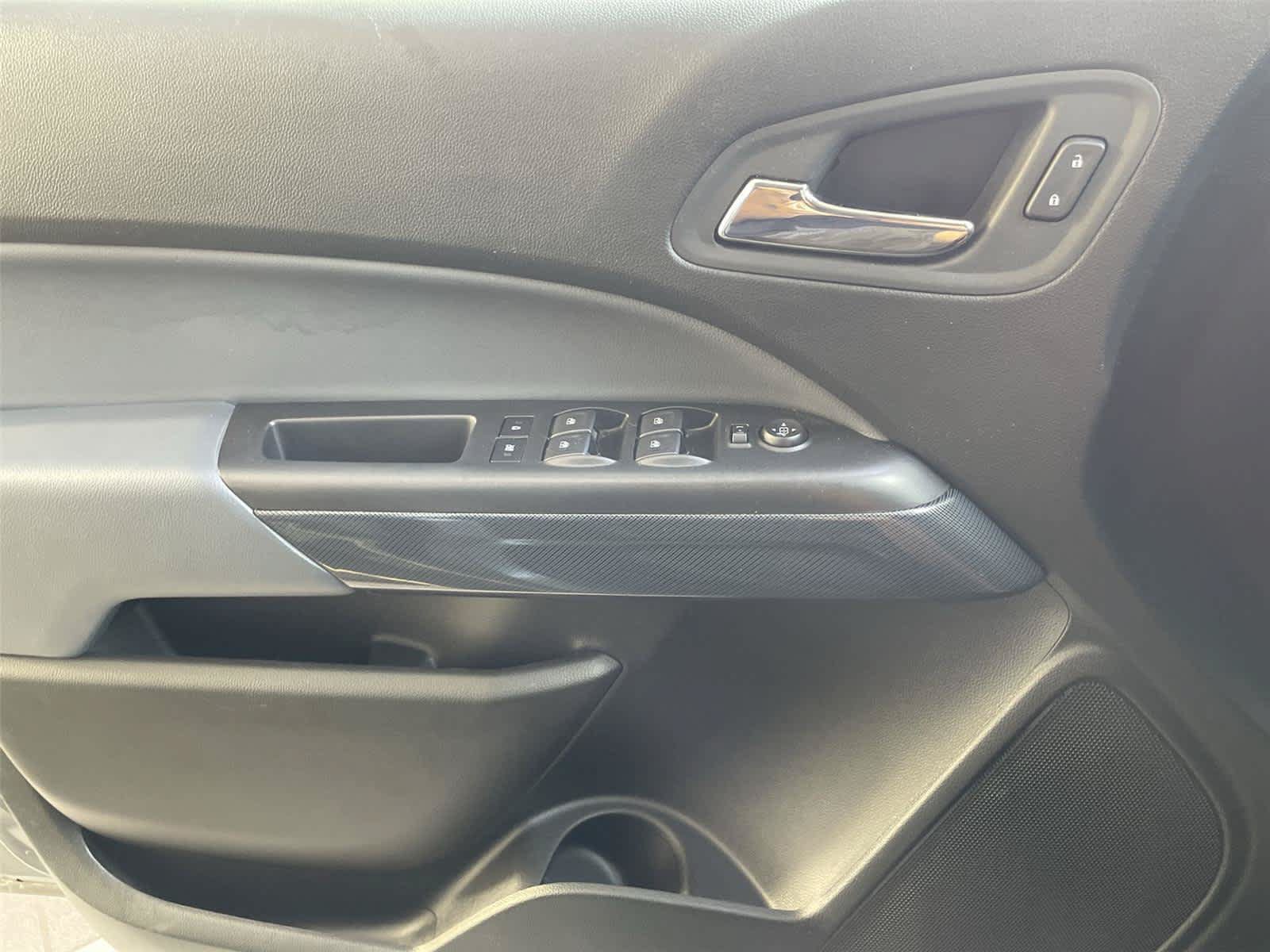 Used 2022 Chevrolet Colorado Z71 AWD/4WD image 21