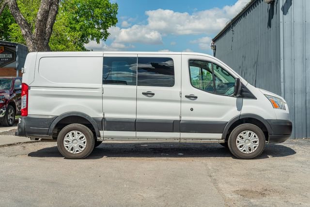 Used 2015 Ford Transit 250 130 Low Roof w/ Exterior Upgrade Package image 7
