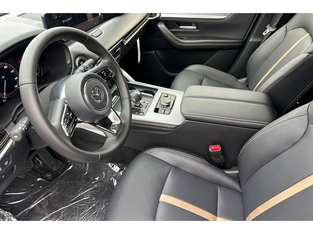 Used 2025 MAZDA CX-90 3.3 Turbo w/ Premium Plus Pkg image 9