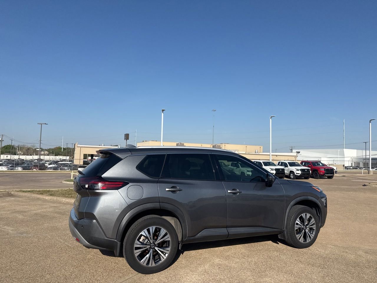 Certified 2021 Nissan Rogue SV w/ Premium Package image 23