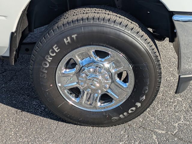 Used 2024 RAM 2500 Tradesman w/ Chrome Appearance Group image 10