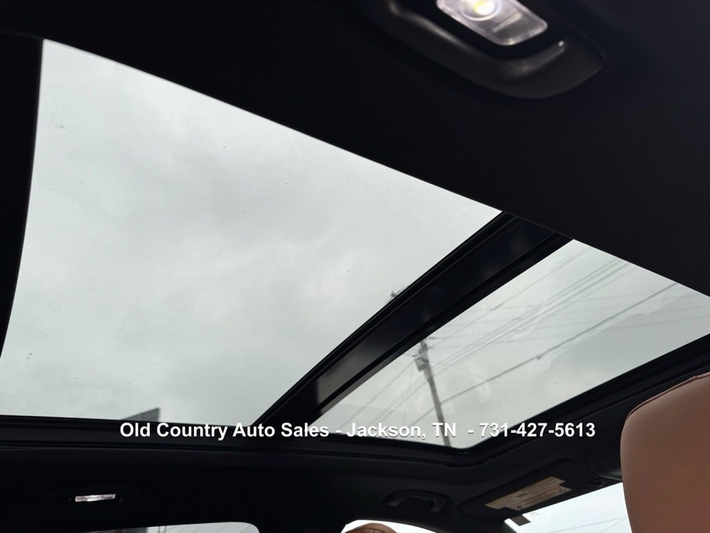 Used 2020 Cadillac XT4 Premium Luxury FWD image 14