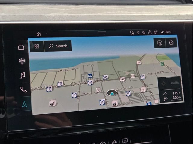 Used 2021 Audi e-tron Premium Plus w/ Premium Plus Package AWD/4WD image 30
