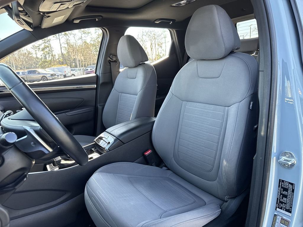 Used 2022 Hyundai Santa Cruz SEL Premium image 11