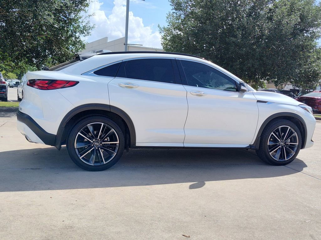 Used 2025 INFINITI QX55 Essential w/ Cargo Package image 11