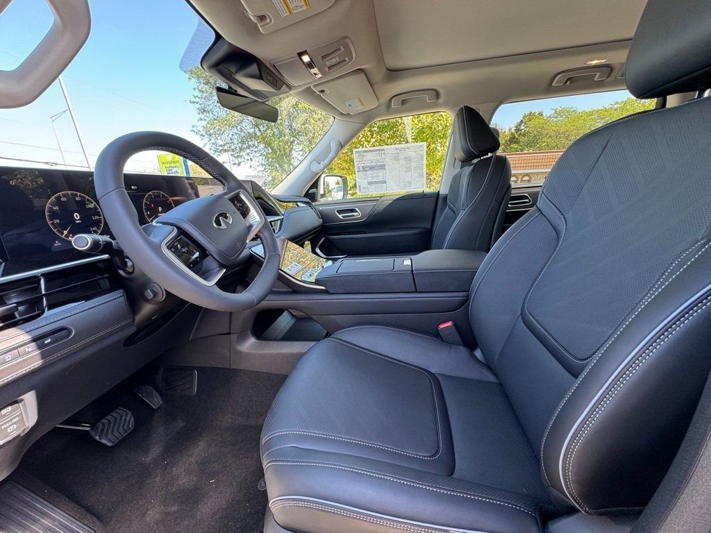 Certified 2026 INFINITI QX80 Luxe w/ Cargo Package image 17