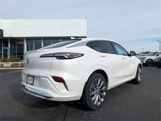 New 2026 Buick Envista Avenir image 4