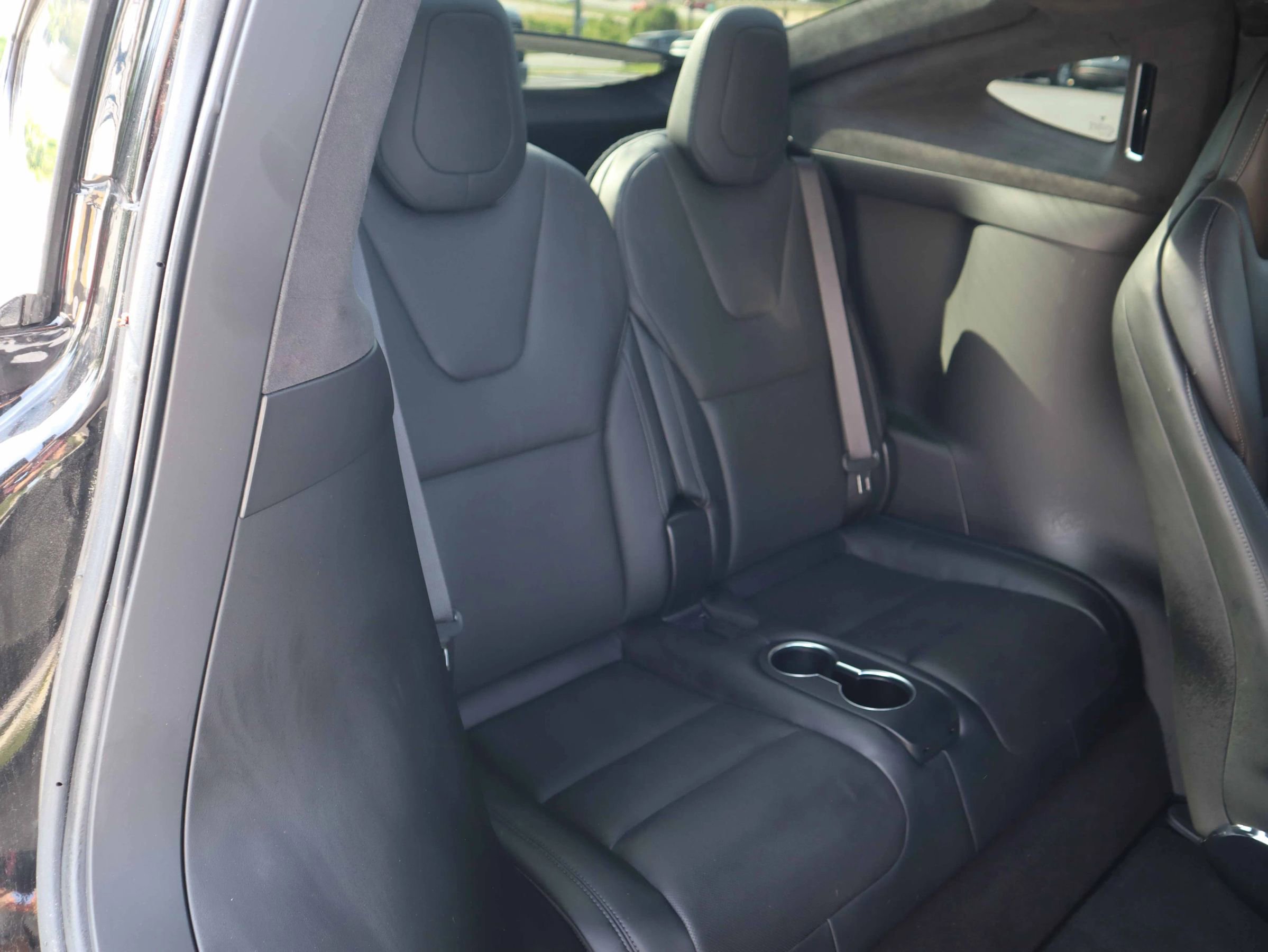Used 2022 Tesla Model X AWD/4WD image 5