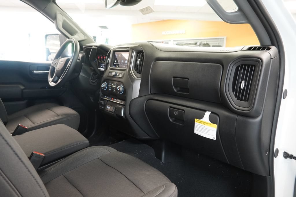 New 2026 Chevrolet Silverado 2500 Custom w/ Custom Convenience Package AWD/4WD image 34