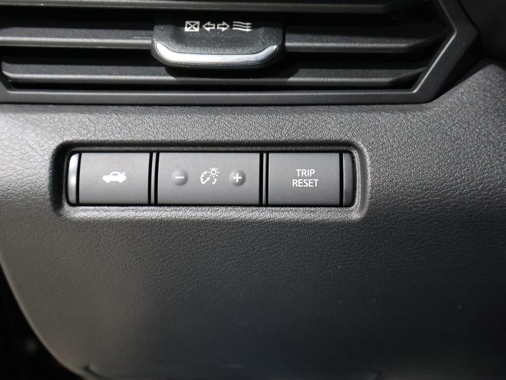 Used 2024 Nissan Altima 2.5 SV image 32