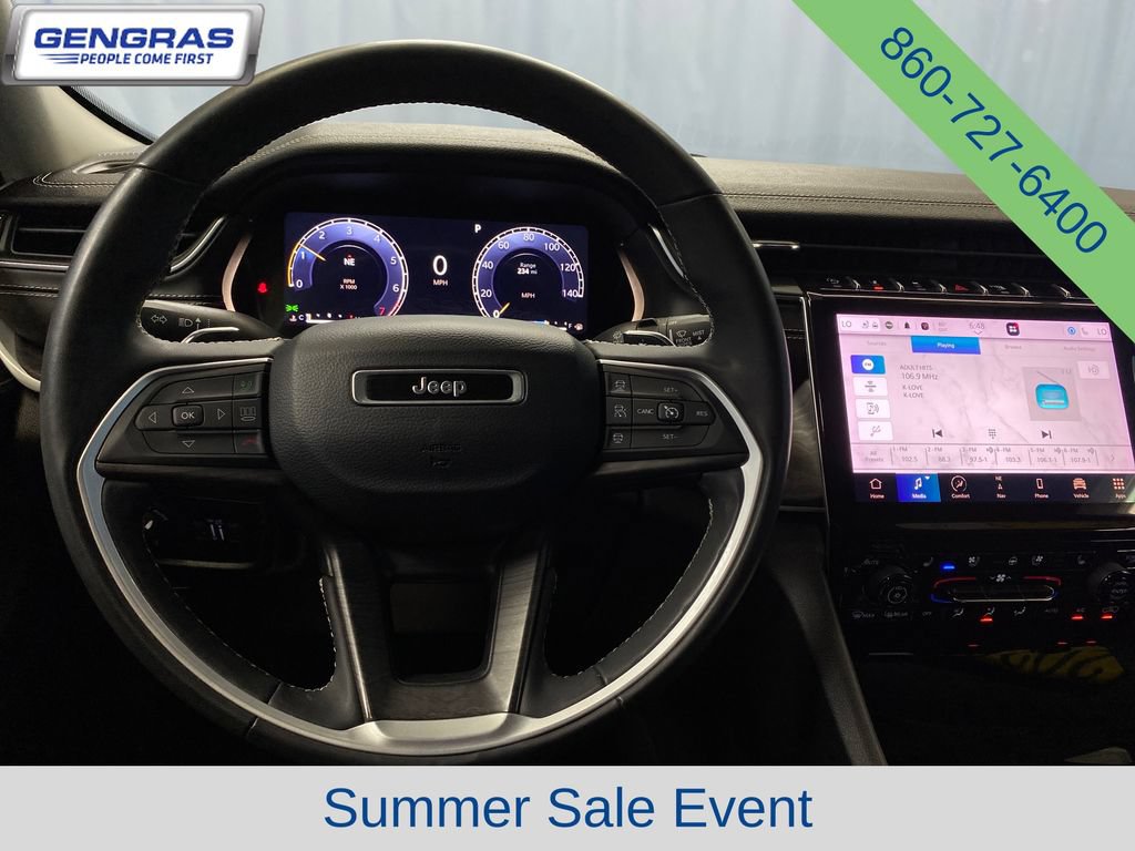 Used 2023 Jeep Grand Cherokee Limited w/ Luxury Tech Group II AWD/4WD image 19