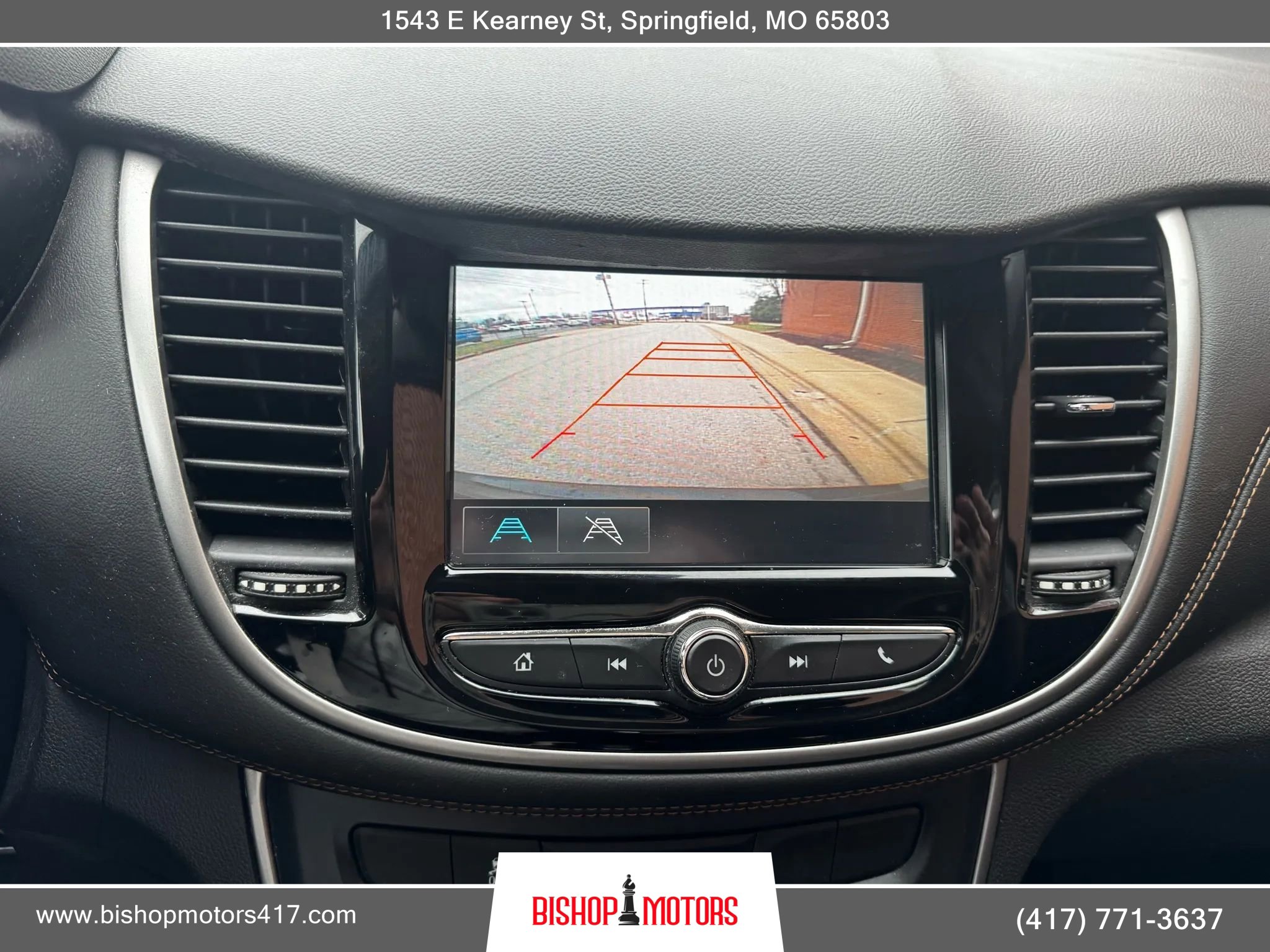 Used 2017 Chevrolet Trax LS FWD image 28