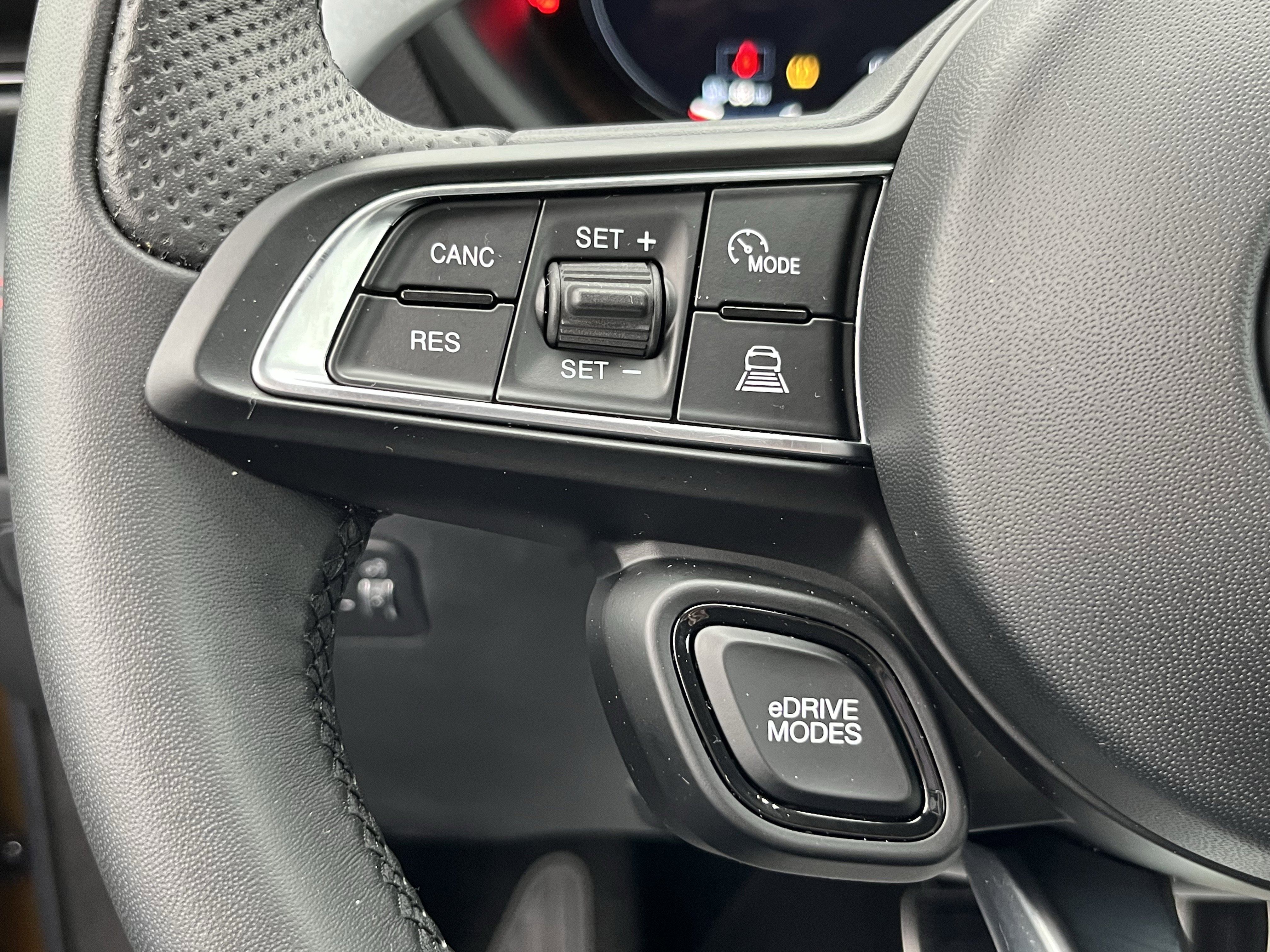 Used 2024 Dodge Hornet R/T image 22