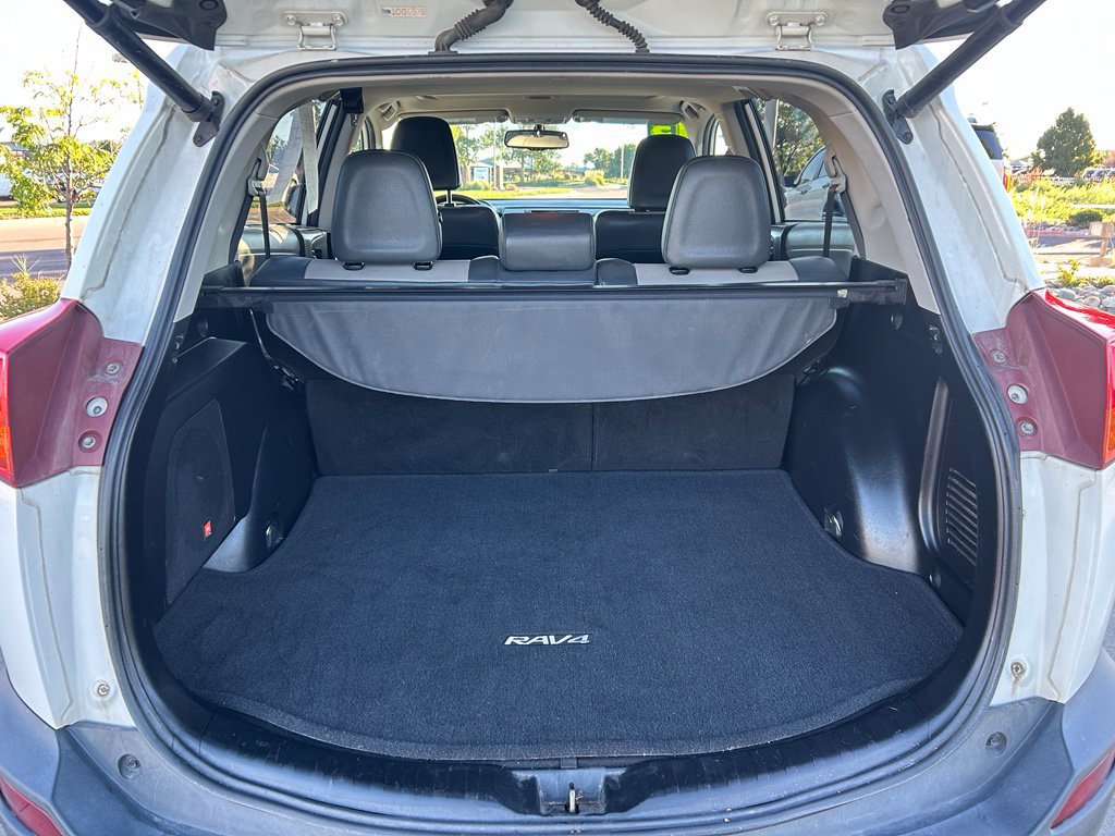 Used 2013 Toyota RAV4 Limited AWD/4WD image 29