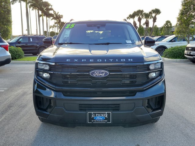 Certified 2025 Ford Expedition Max Active AWD/4WD image 2