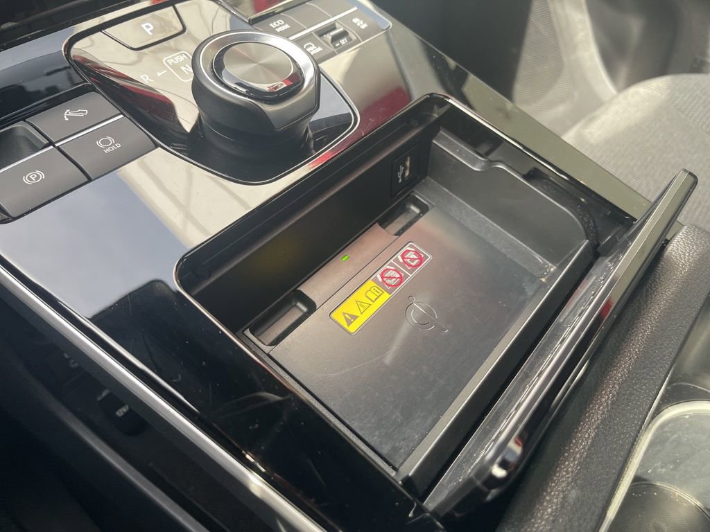 Used 2024 Toyota bZ4X XLE image 27