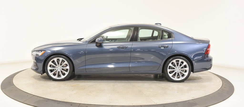 Used 2020 Volvo S60 T6 Momentum w/ Protection Package Premier image 13