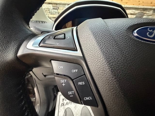 Used 2017 Ford Edge SEL w/ Equipment Group 201A AWD/4WD image 26