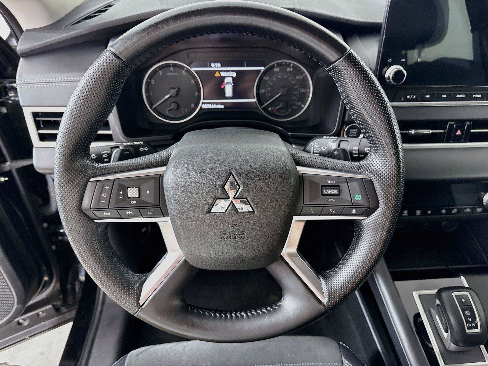 Used 2024 Mitsubishi Outlander SE Black Edition AWD/4WD image 18