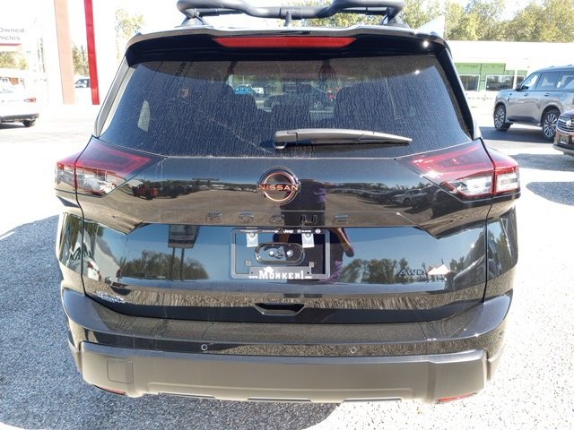 New 2026 Nissan Rogue SV image 4