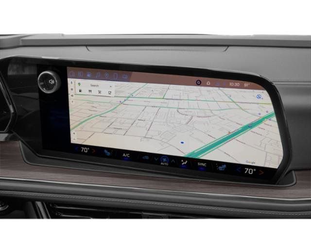 Used 2025 Chevrolet Suburban Z71 AWD/4WD image 18