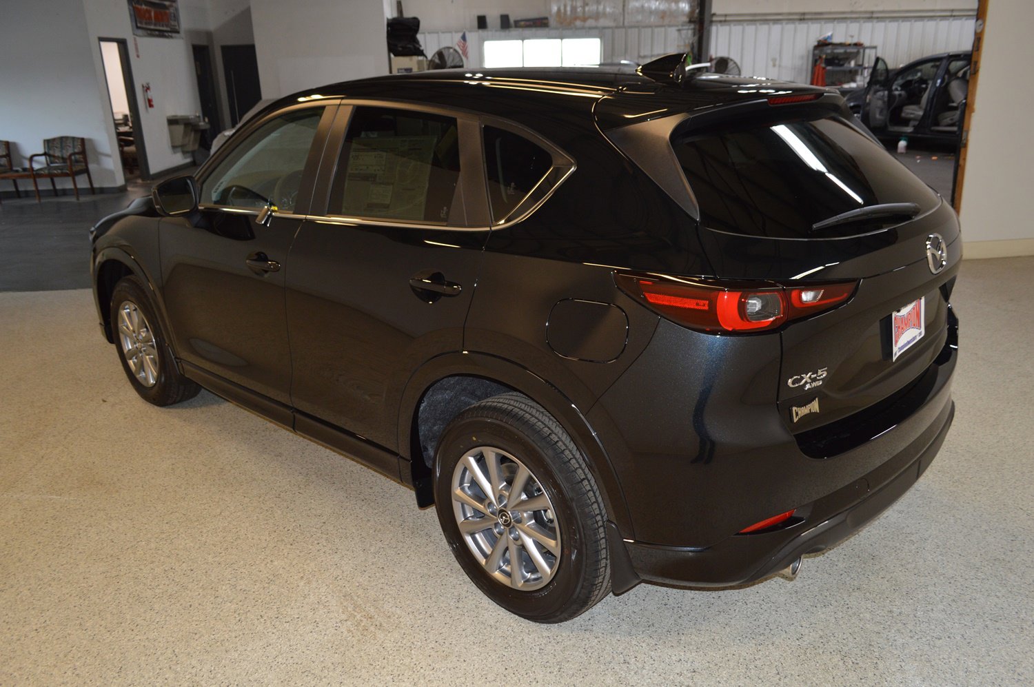 New 2025 MAZDA CX-5 AWD 2.5 S w/ Select Package image 5