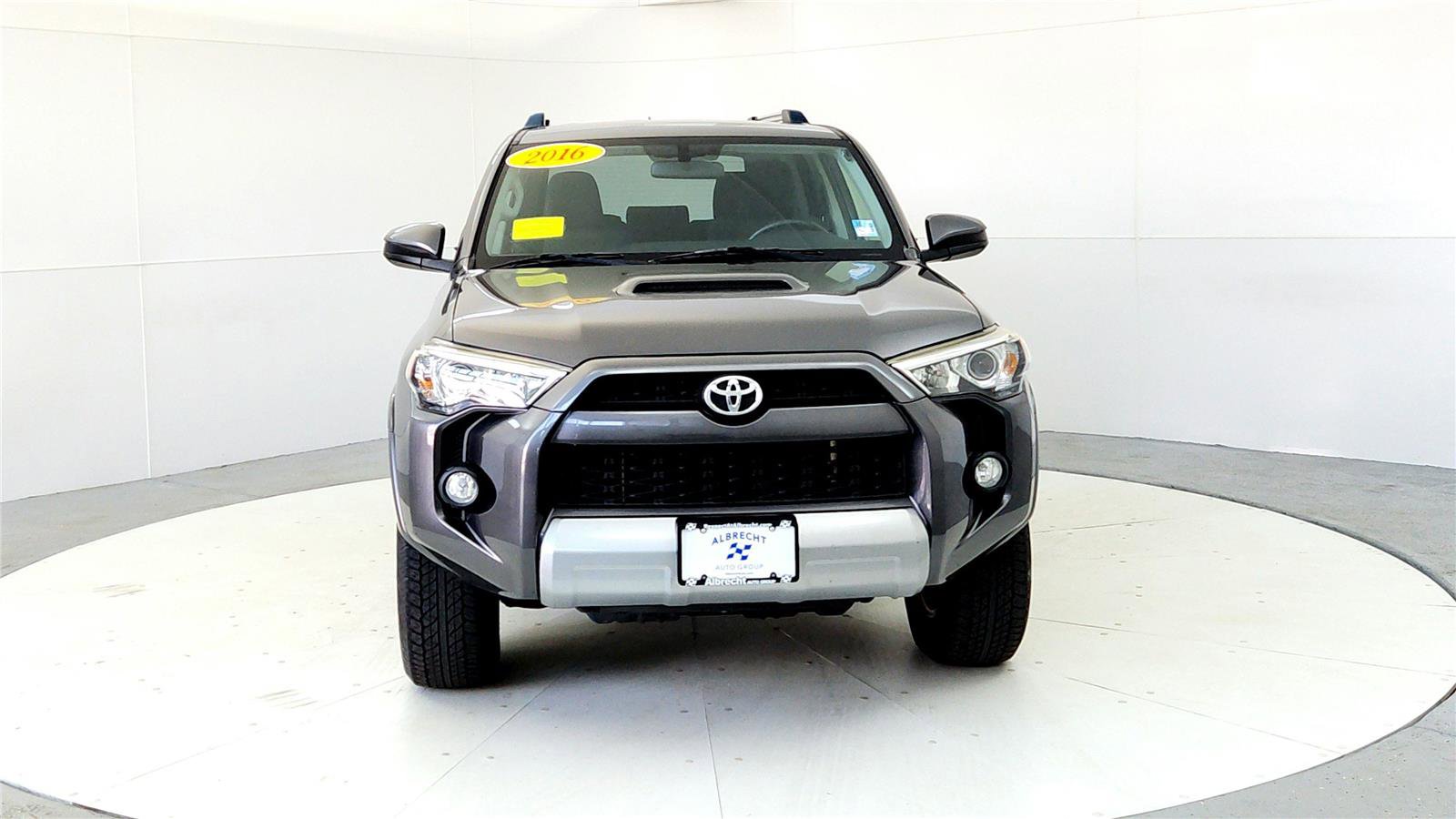 Used 2016 Toyota 4Runner Trail w/ Four Season Floor Mat Package image 8