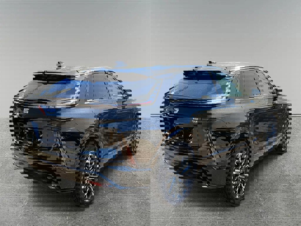 New 2024 Cadillac Lyriq Sport image 9