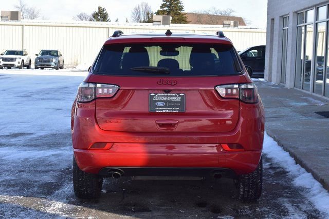 Used 2023 Jeep Compass Limited image 5