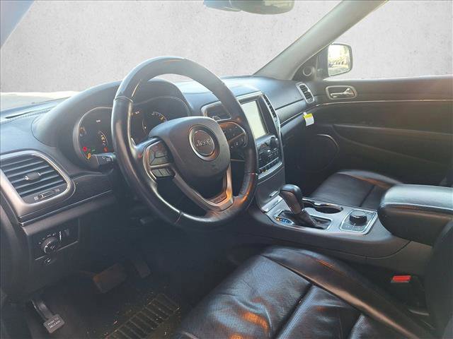 Used 2017 Jeep Grand Cherokee Summit w/ Platinum Series Group image 9