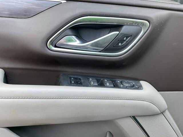 Used 2024 Chevrolet Tahoe Z71 w/ Luxury Package AWD/4WD image 28