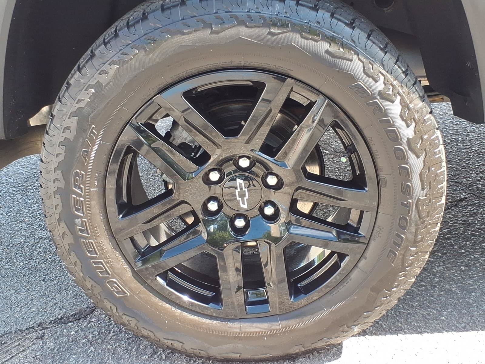 Certified 2024 Chevrolet Colorado Trail Boss w/ Advanced Trailering Package AWD/4WD image 8