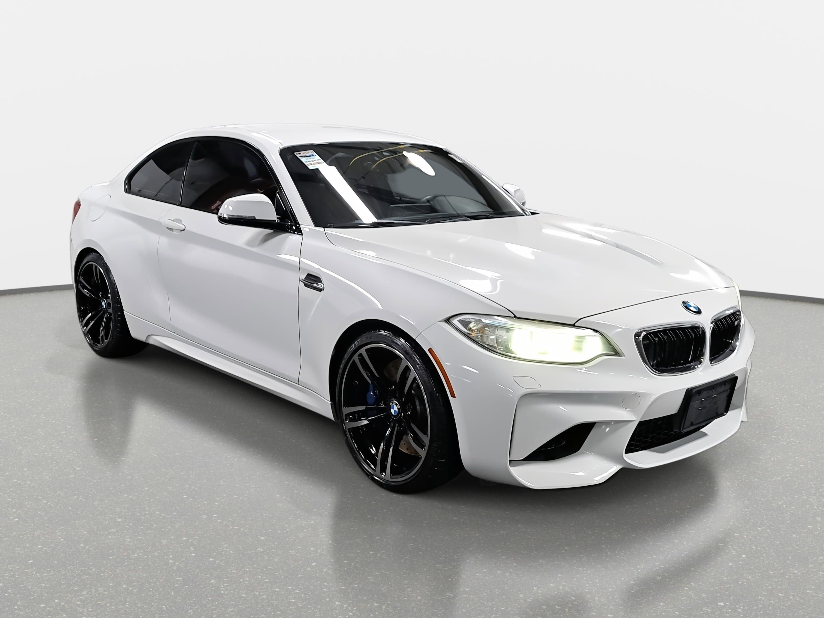 Used 2017 BMW M2 image 3