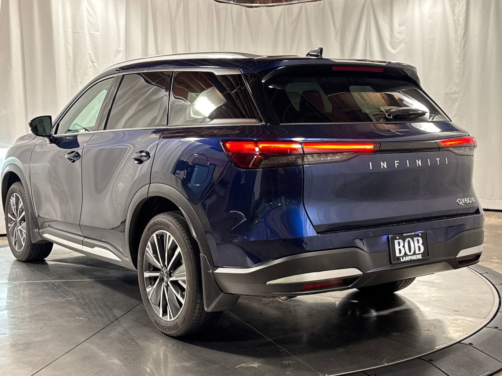 New 2026 INFINITI QX60 Luxe w/ Cargo Package AWD/4WD image 9