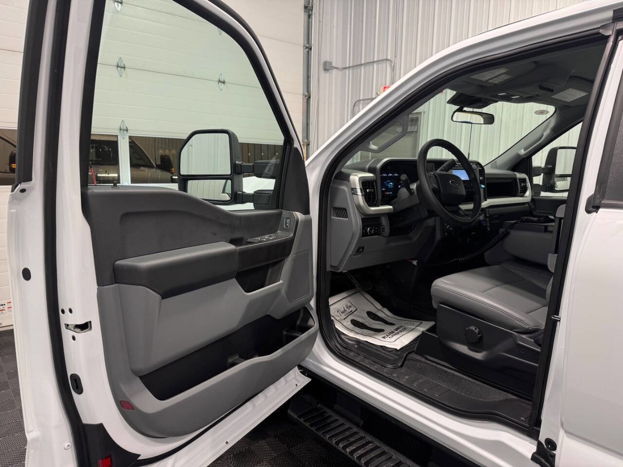 Used 2023 Ford F350 XL w/ Snow Plow Prep Package image 9