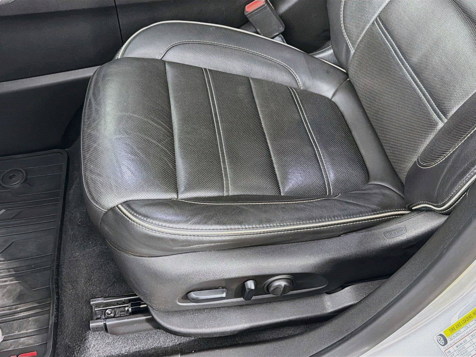 Used 2017 GMC Acadia Denali w/ Technology Package FWD image 15