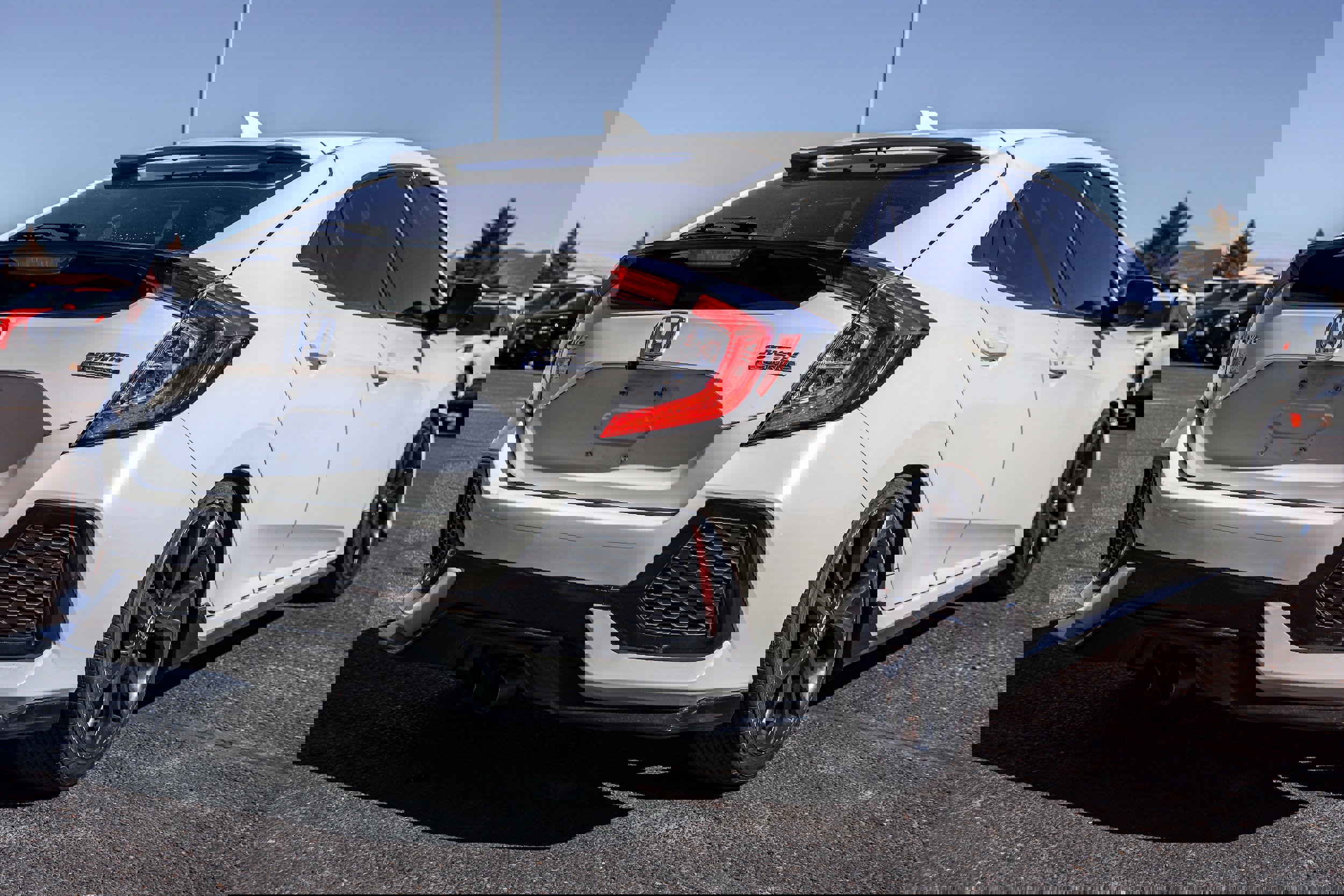 Used 2019 Honda Civic Sport Touring image 4