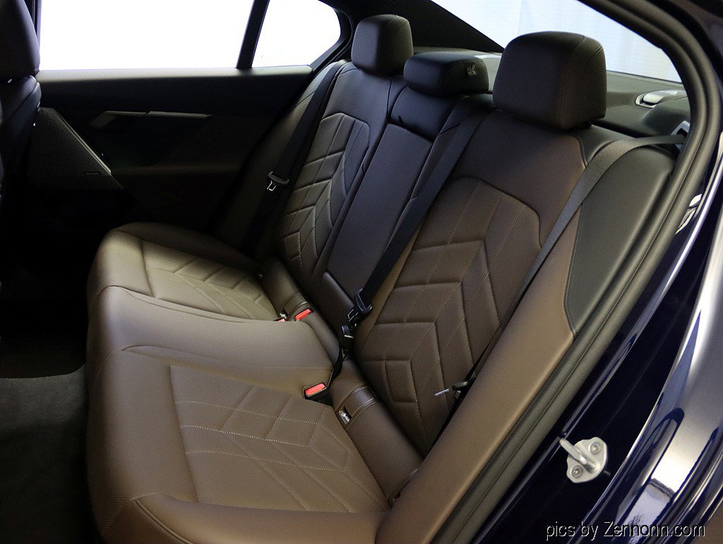 Used 2026 BMW 530i xDrive w/ Premium Package image 12