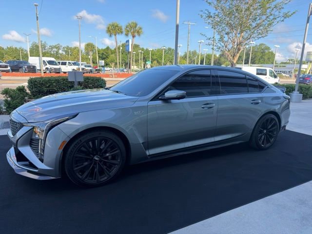 Used 2025 Cadillac CT5 V Blackwing w/ Carbon Fiber 1 Package RWD image 2